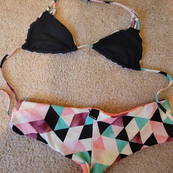 Hurley Prism Geometric Print Bikini - Picture 3 of 5